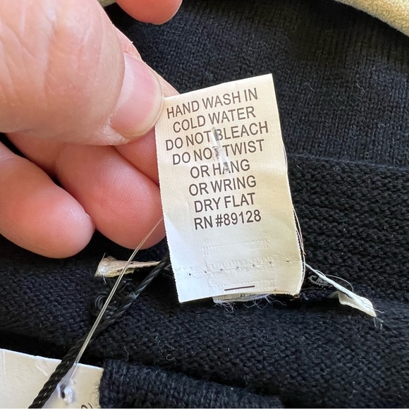 Avalin NWT Black Rabbit Fabric Short Sleeve Belted Boat Neck Tunic Sweater Large - Picture 8 of 8